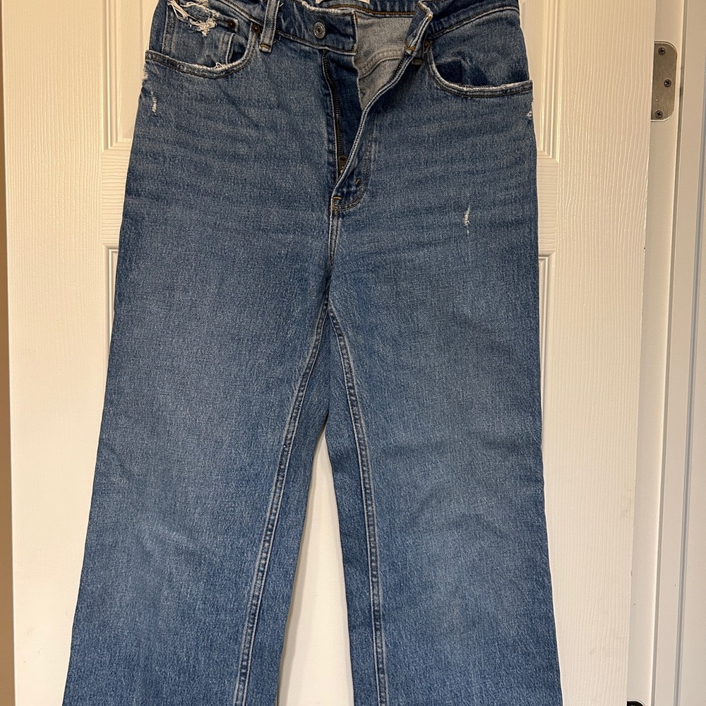 Abercrombie & Fitch '90s Relaxed High Rise Jeans in Blue